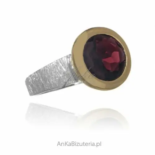 Ankabizuteria.pl Piękny pierścionek srebrny z naturalnym granatem z pozłoceniem