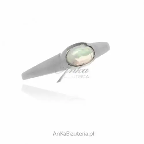 Ankabizuteria.pl Srebrny pierścionek z naturalnym opalem, subtelny
