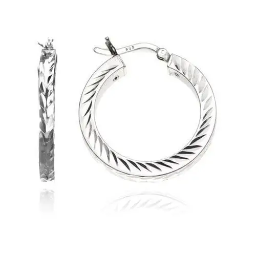 Biżuteria e-shop Okrągłe kolczyki ze srebra 925 - grawerowane łezki, 25 mm