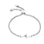 Biżuteria e-shop Stalowa bransoletka srebrnego koloru - wypukły krzyż, kanciasty łańcuszek, przesuwane zapięcie Sklep