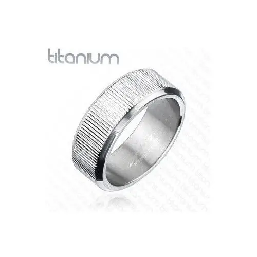 Biżuteria e-shop Tytanowy pierścionek z poziomymi nacięciami - rozmiar: 61