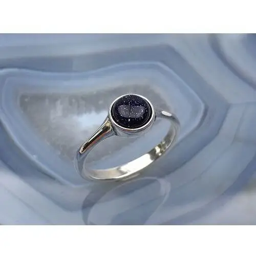 Klasyczny pierścionek z małym oczkiem noc kairu rozmiary