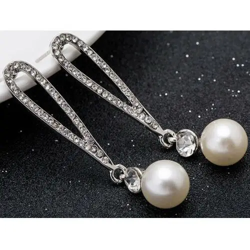 Komplet biżuterii z eleganckimi białymi perłami sopelki krople na prezent Lovrin 2