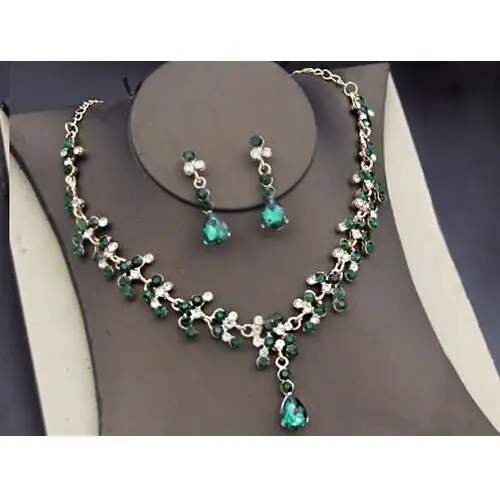 Komplet biżuterii zdobiony zielonymi cyrkoniami szmaragdowa kolia Lovrin 2