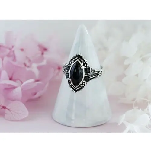 Srebrny pierścień duży oksydowany z czarnymi kamieniami syntetycznymi, kolor czarny 4