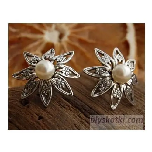 MADONA - srebrne kolczyki z perłami, kolor biały