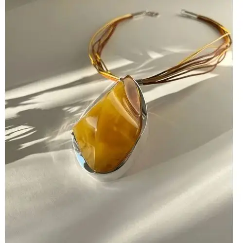 Naszyjnik srebrny z mlecznym bursztynem no 1, kolor pomarańczowy