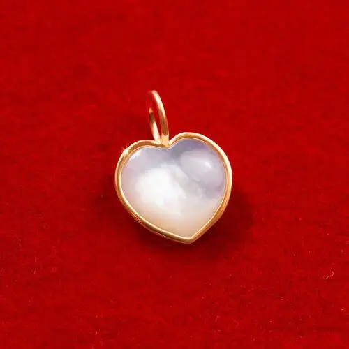 Serce 0,8 cm, z masy perłowej w ramce ze złota 585